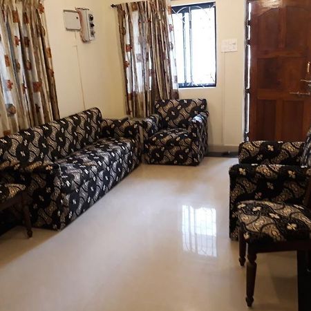 Agnelo's Holiday Homes Candolim Esterno foto